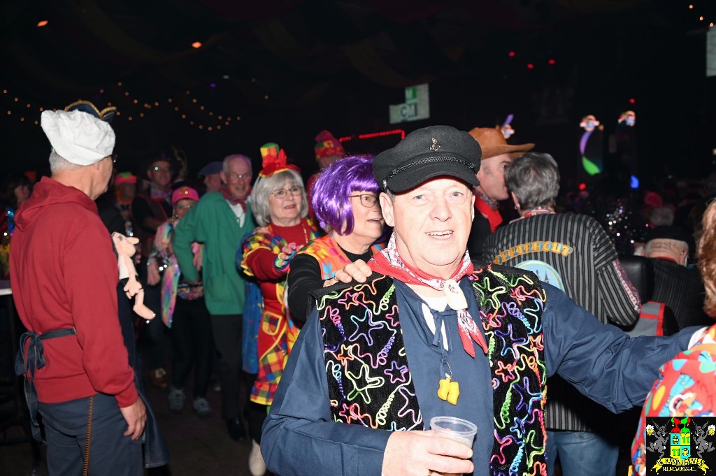 ../Images/Seniorencarnaval 2026 370.jpg